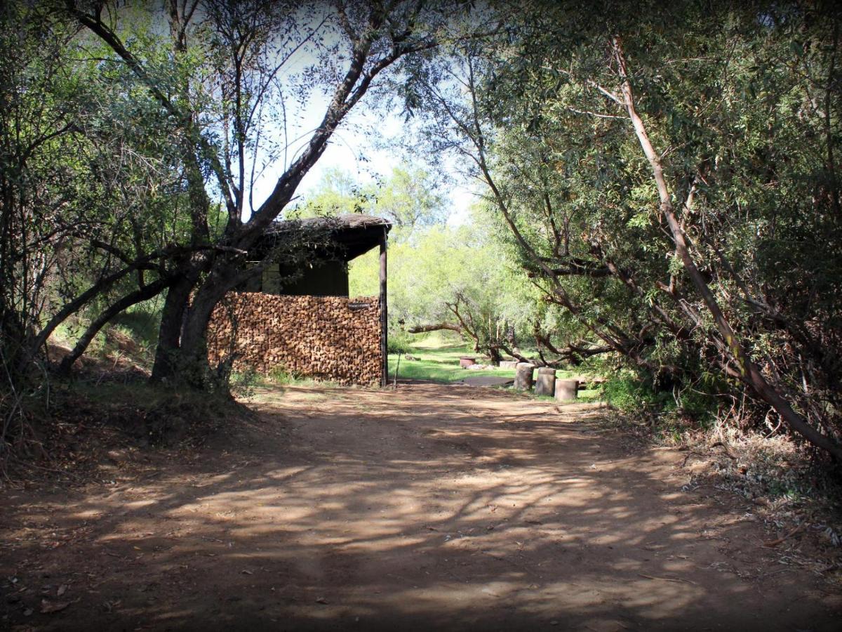 Lylius Cottage And Campsites Clanwilliam Exterior foto